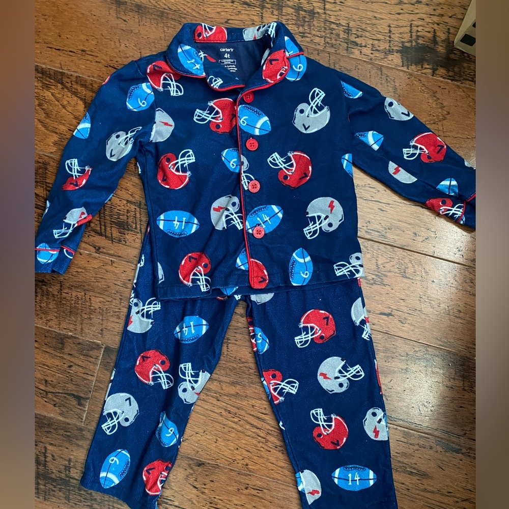 Carter 4T 100%polyester long sleeve warm pajamas
